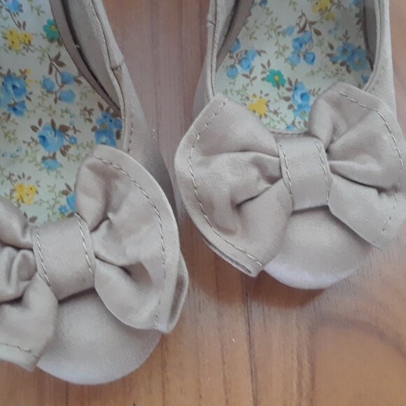 Rocket Dogs Fabric Slingback Heels With Bow Detail - Picture 7 of 11